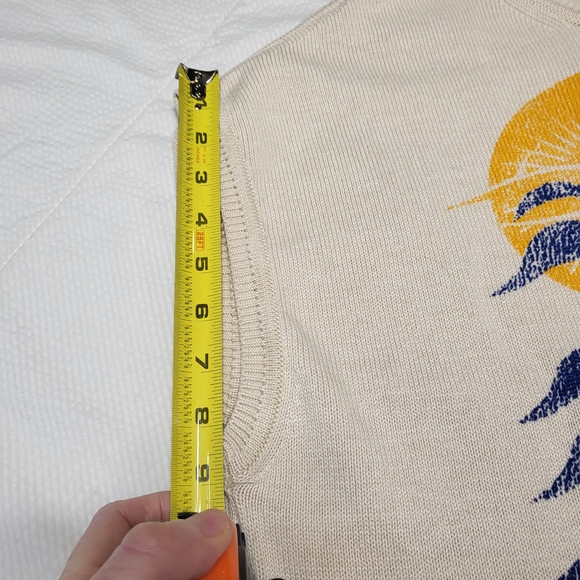 Pilcro Beachy Muscle Sweater Sleeveless Tank Surf Season Sun Women's M - Picture 8 of 10